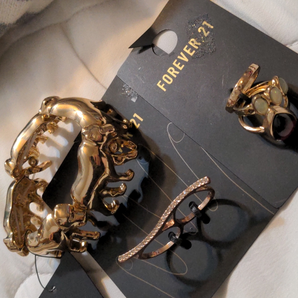 5 piece forever 21 jewelry set bracelet 2 finger stack rings
